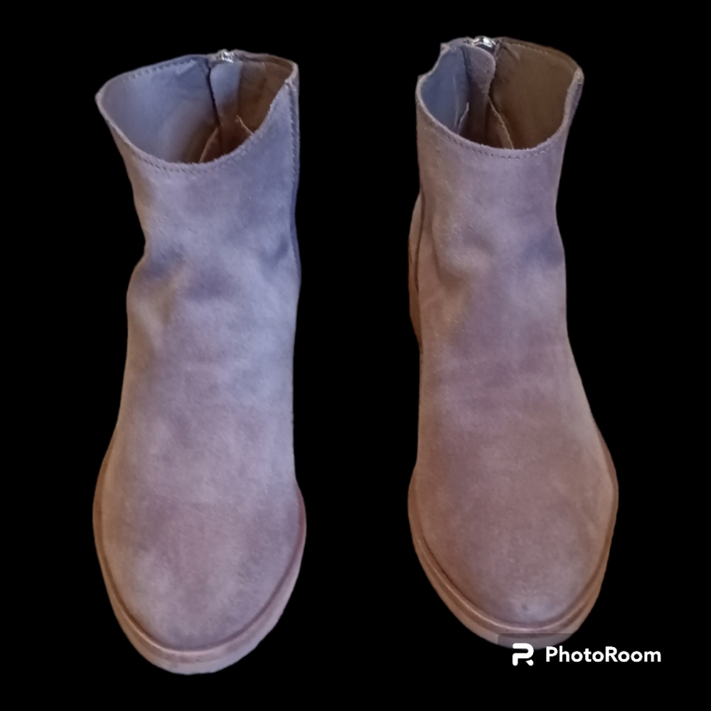 Dolce Vita Tan Suede Ankle Boots